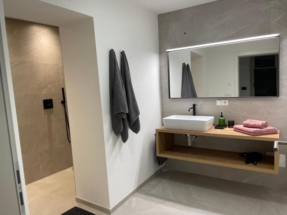 Rosa'S Boutique Apartment & Parking Мерано Екстериор снимка